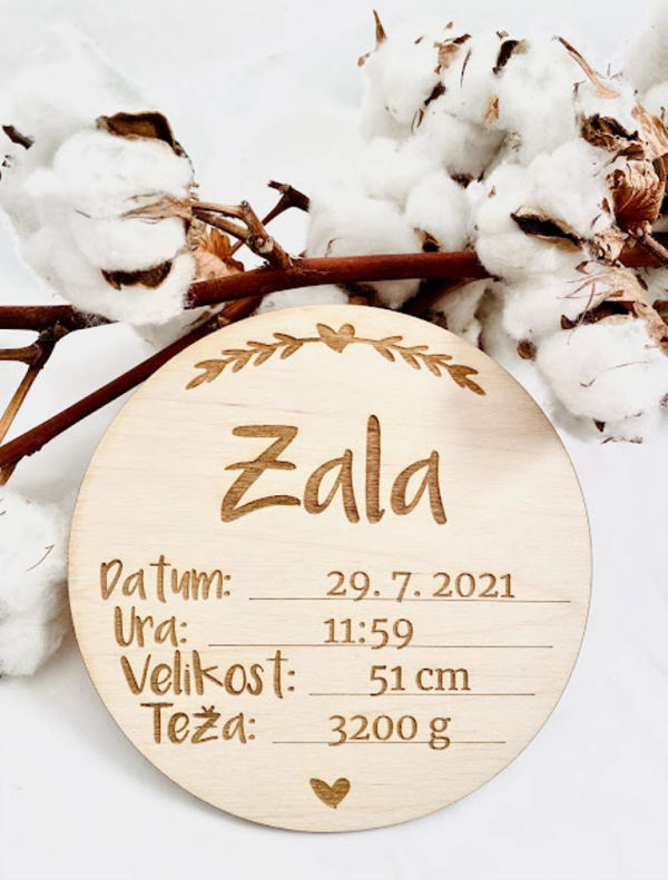 leseni-milestone-oznanitvena-kartica